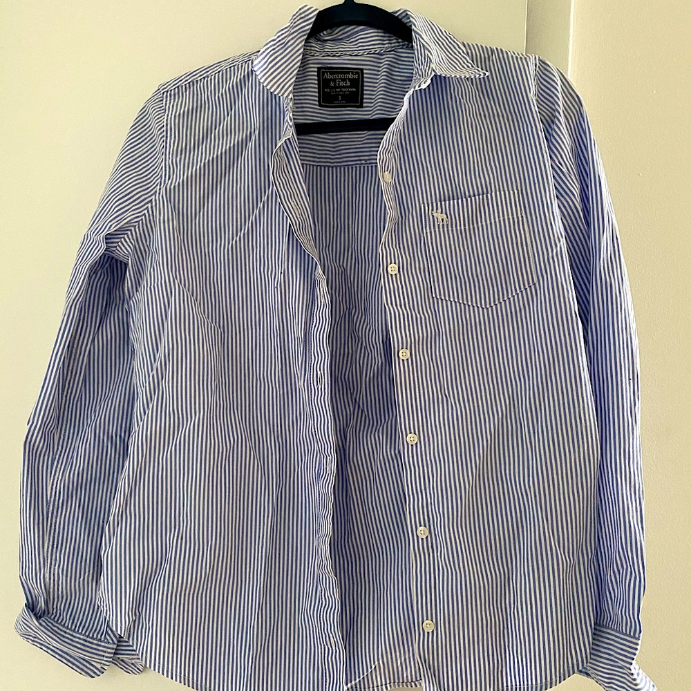 Abercrombie & Fitch Button-Up